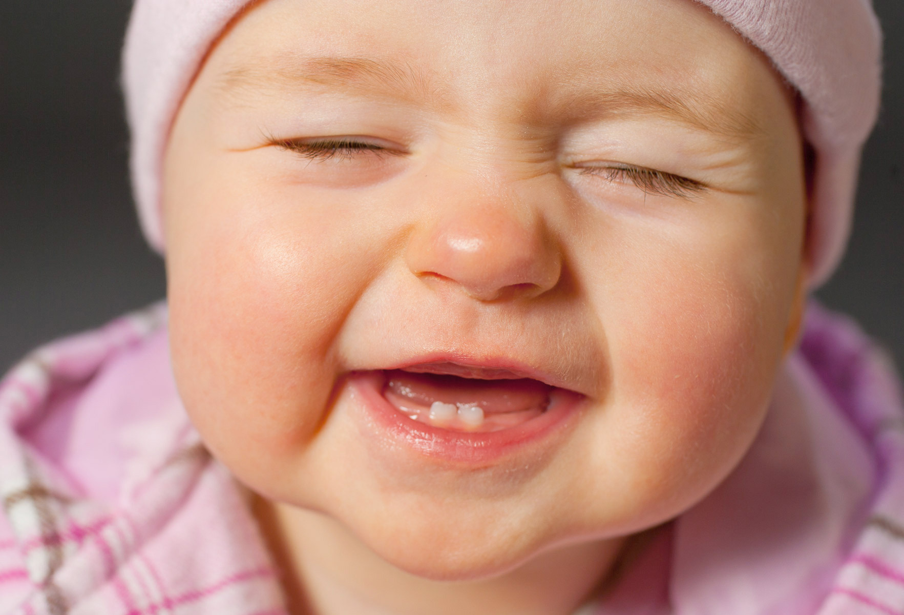 Home Remedies: Tips For Treating Teething Babies